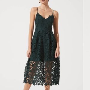 ASTR The Label Lace A-Line Midi Dress